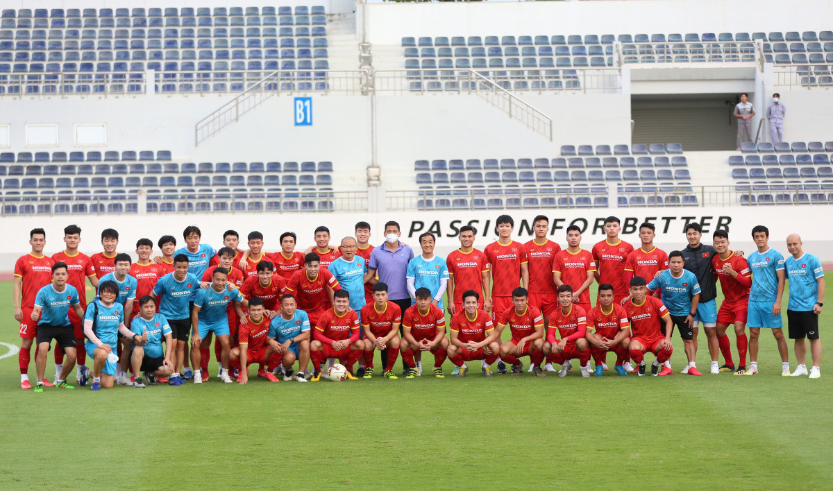 Tuyển Việt Nam hội quân 34 cầu thủ trước thềm AFF Cup sắp tới