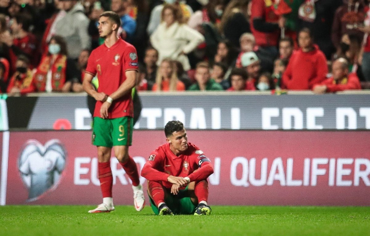 Bồ Đào Nha mất suất trực tiếp tham dự World Cup 2022