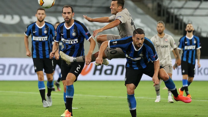 Inter giành vé dự vòng 1/8 Champions League khi chiến thắng 2-0 Shakhtar Donetsk