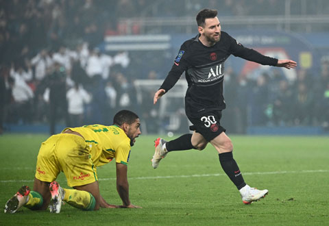 Vòng 14 Ligue 1 chứng kiến bàn thắng đầu tiên của siêu sao Argentina